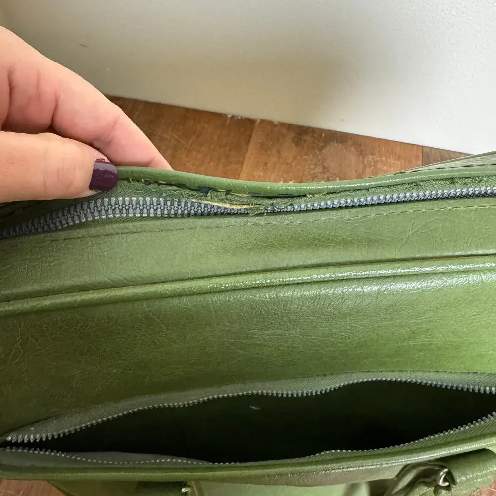 Vintage Samsonite Silhouette Denver, CO Green Zipper Carry-on Train‎ Bag Handles